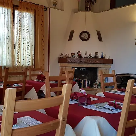 Ai Due Pozzi Framura